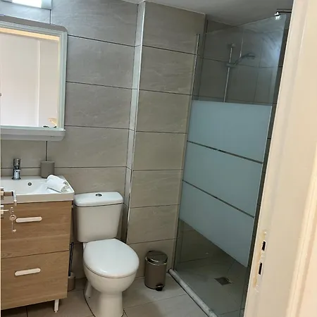Victoria 1 Apartment