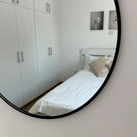 Victoria 1 Apartment